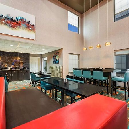 פרי Best Western Bradbury Inn & Suites מראה חיצוני תמונה