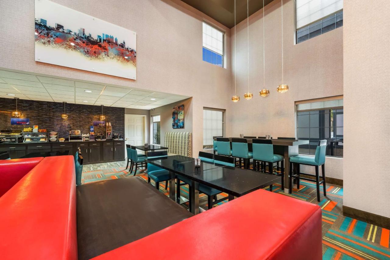 פרי Best Western Bradbury Inn & Suites מראה חיצוני תמונה