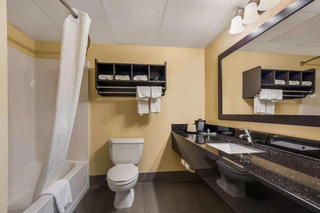 פרי Best Western Bradbury Inn & Suites מראה חיצוני תמונה