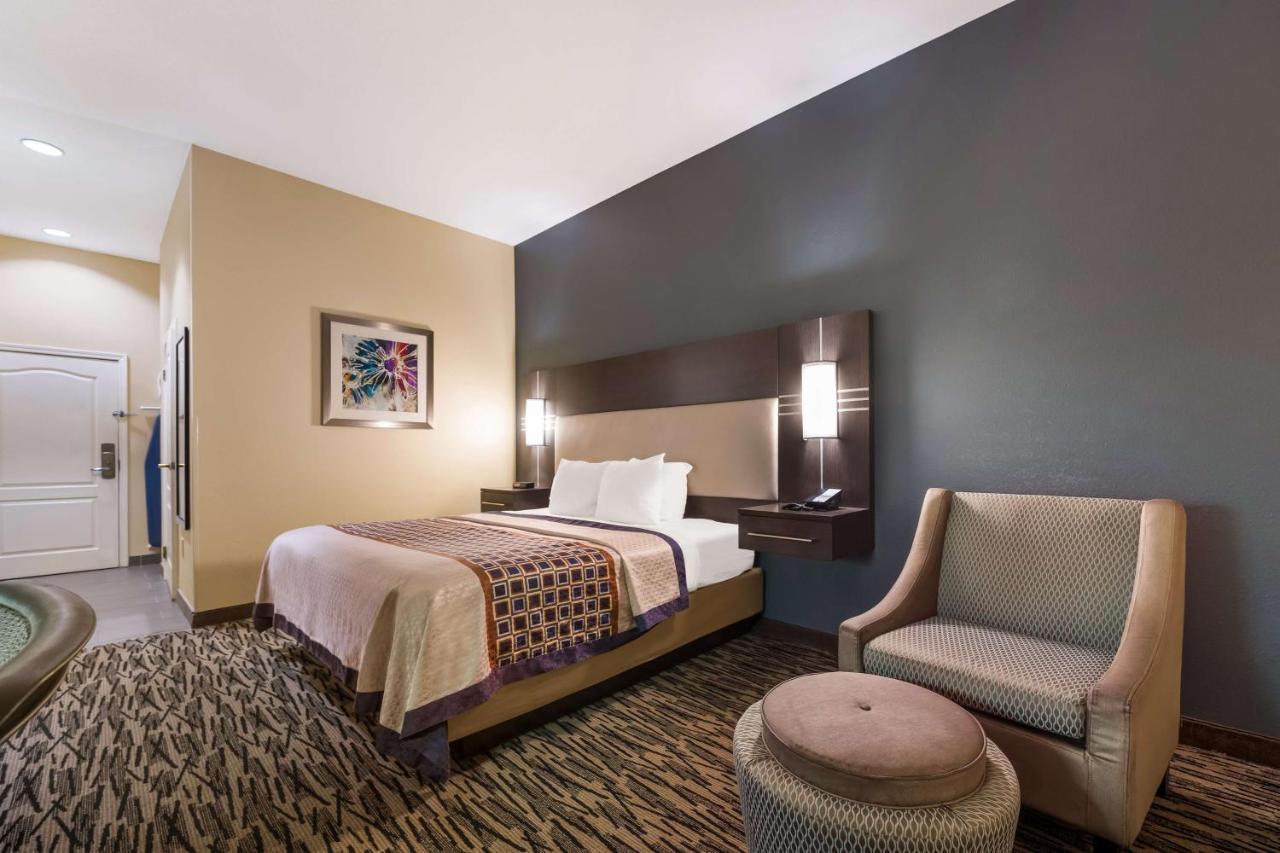 פרי Best Western Bradbury Inn & Suites מראה חיצוני תמונה