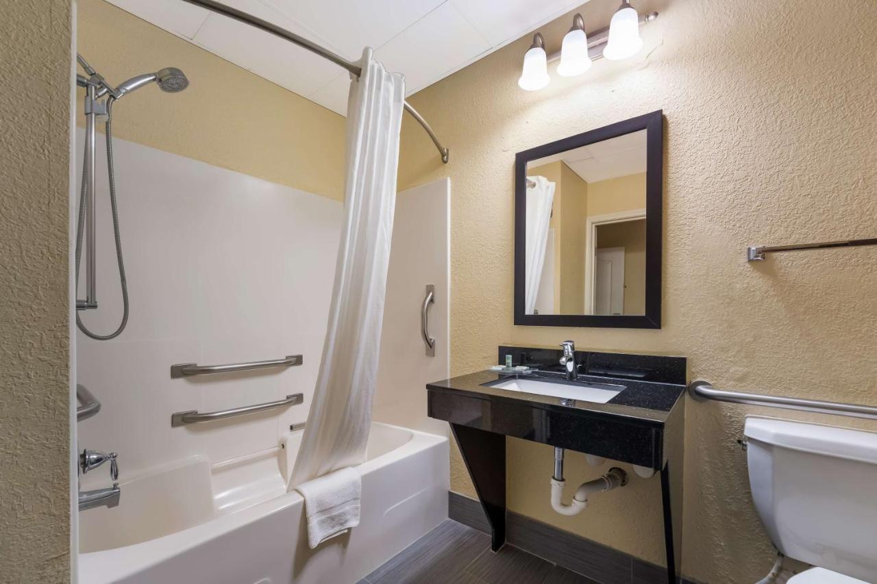 פרי Best Western Bradbury Inn & Suites מראה חיצוני תמונה