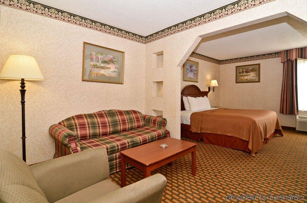 פרי Best Western Bradbury Inn & Suites חדר תמונה