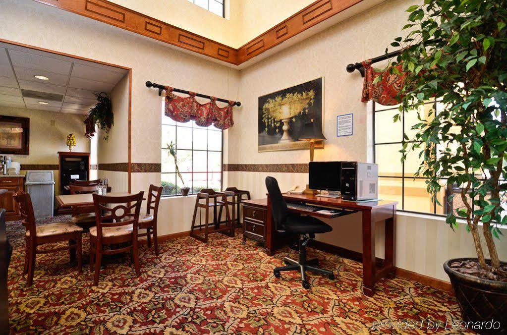 פרי Best Western Bradbury Inn & Suites מראה חיצוני תמונה