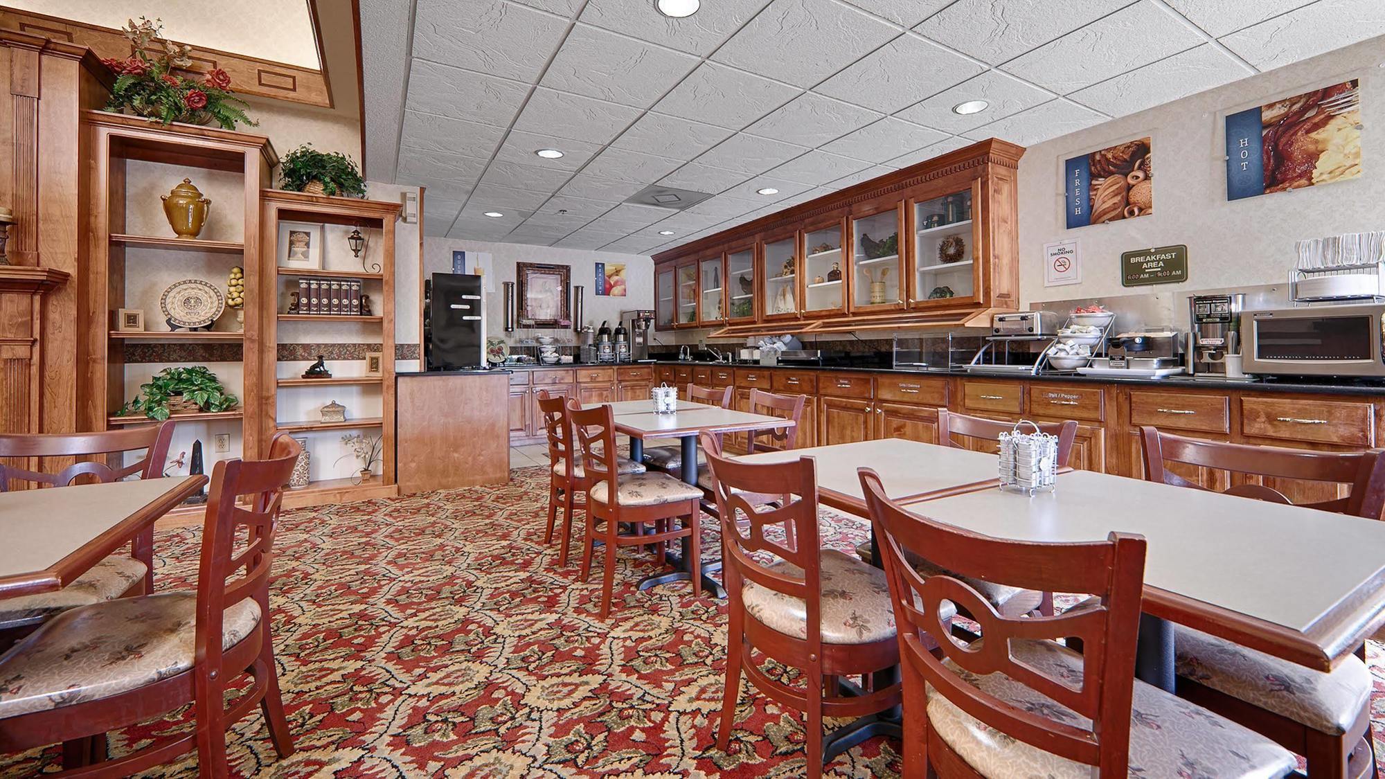 פרי Best Western Bradbury Inn & Suites מראה חיצוני תמונה