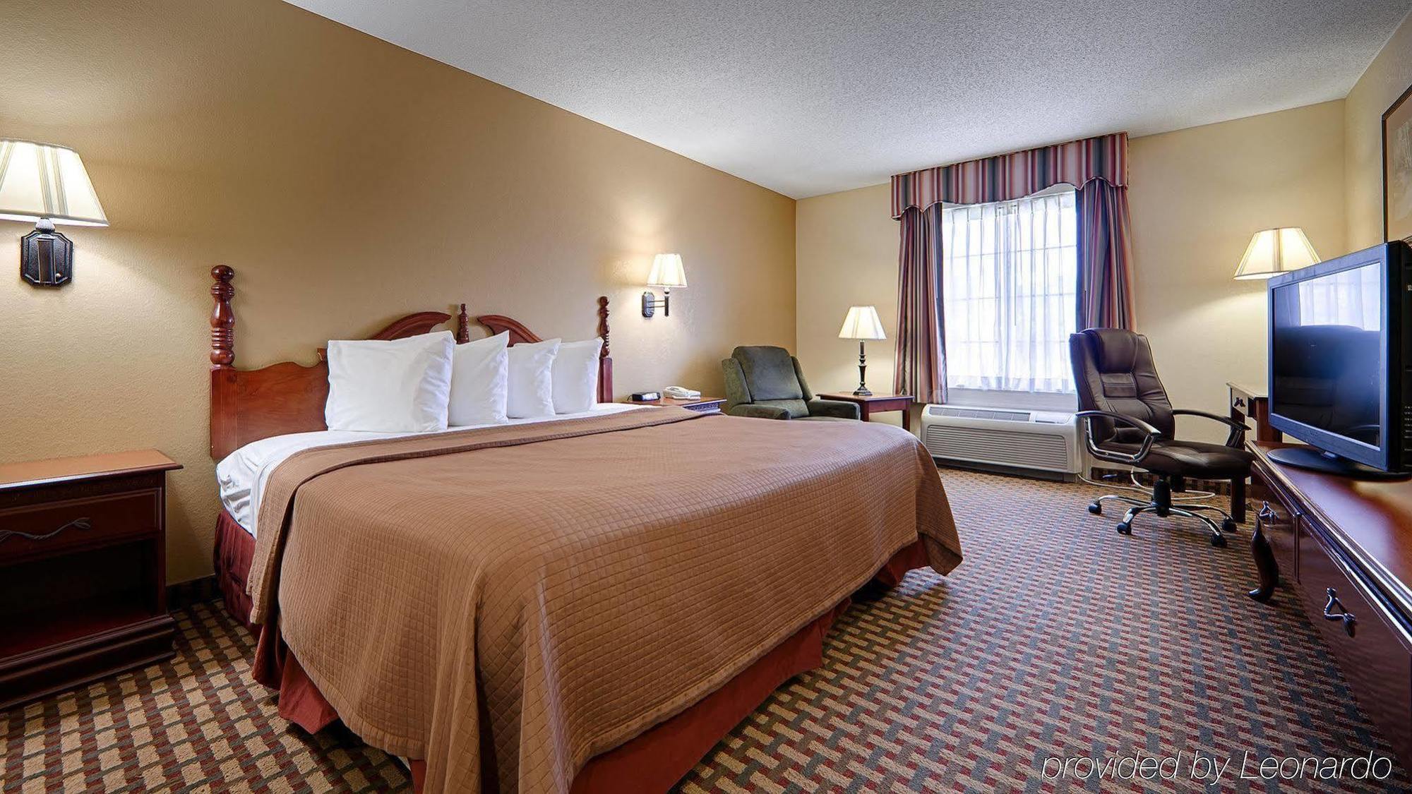 פרי Best Western Bradbury Inn & Suites מראה חיצוני תמונה